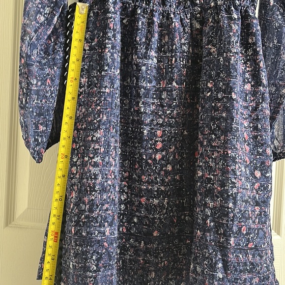 NWT Forever 21 Long Sleeve Dress - Picture 2 of 4